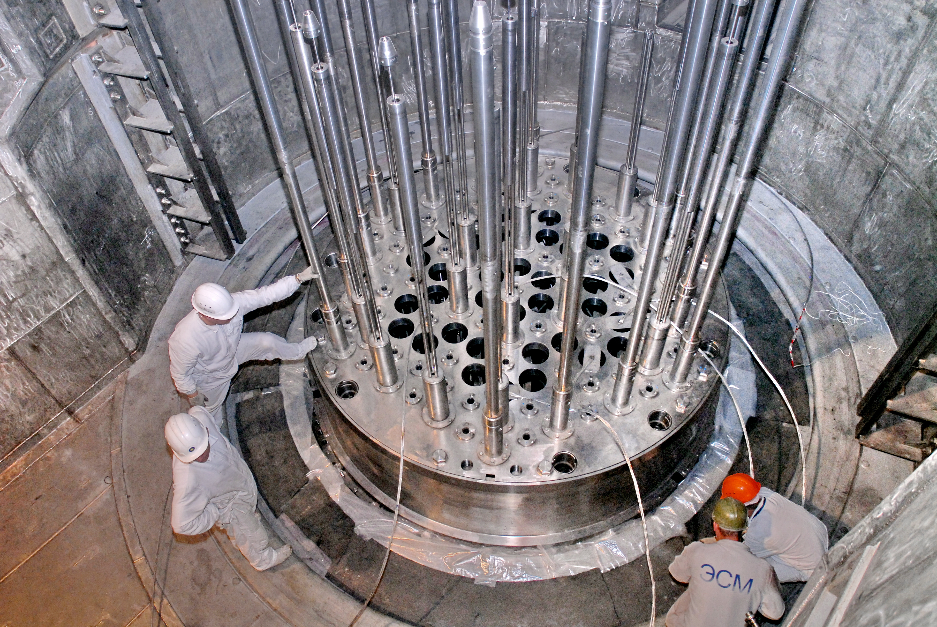 Запуск ядерного реактора. Токоограничивающий реактор 6 кв. Атомный реактор Росатом. Тепловыделяющая кассета РБМК-1000. ТВЭЛ РБМК.